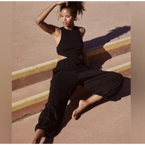 Free People Movement Take Your Best Shot Jumpsuit in Black Size Small - Picture 10 of 10